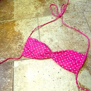 Polka dot swim top! 👙💦